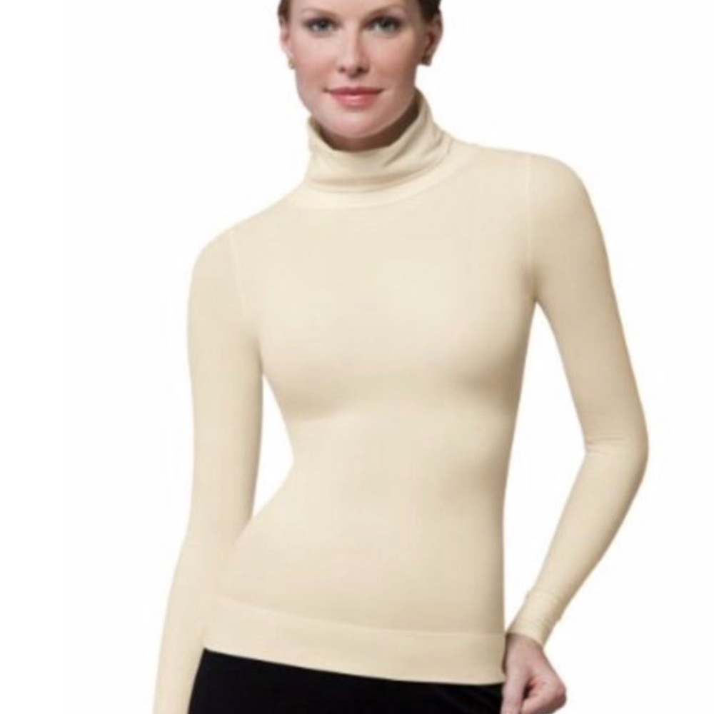 NEW NWT Spanx Classic Long Sleeve Turtleneck Shapewear Slimming Top in beige